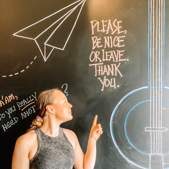 Meet your Posher, Becca (she/her) - Picture 2 of 9